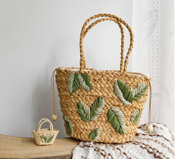 Handcrafted Raffia Bucket Bag Woven Leaf Pattern Drawstring Tote