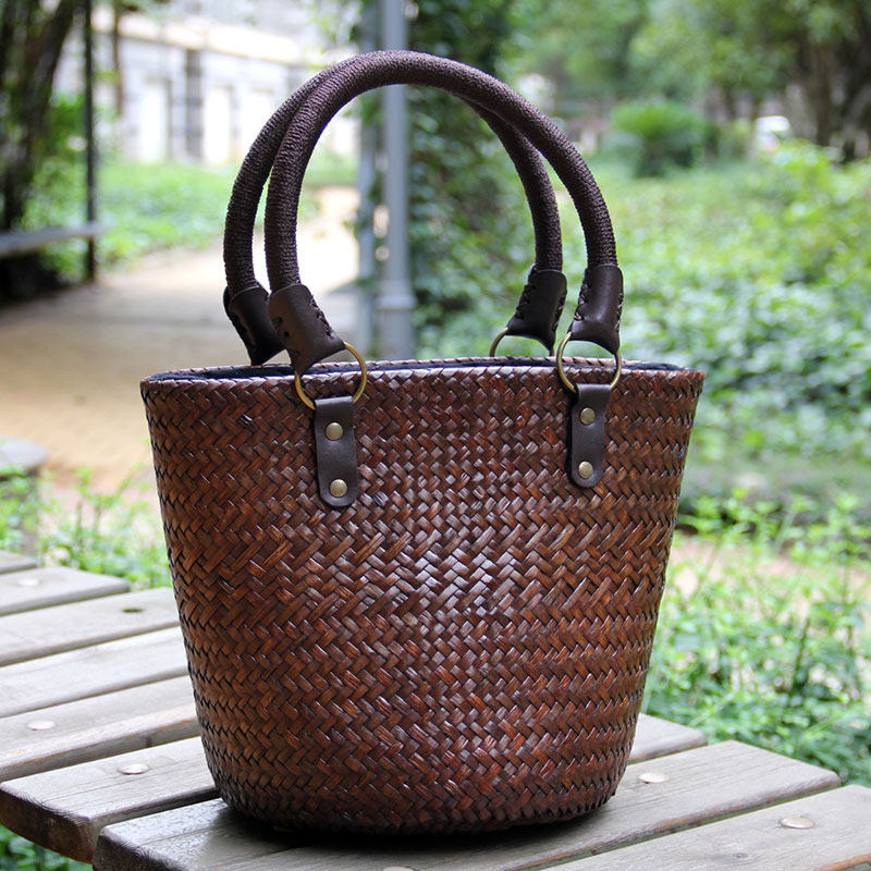 French Style Seagrass Basket Bag – Zippered Top-Handle Summer Tote