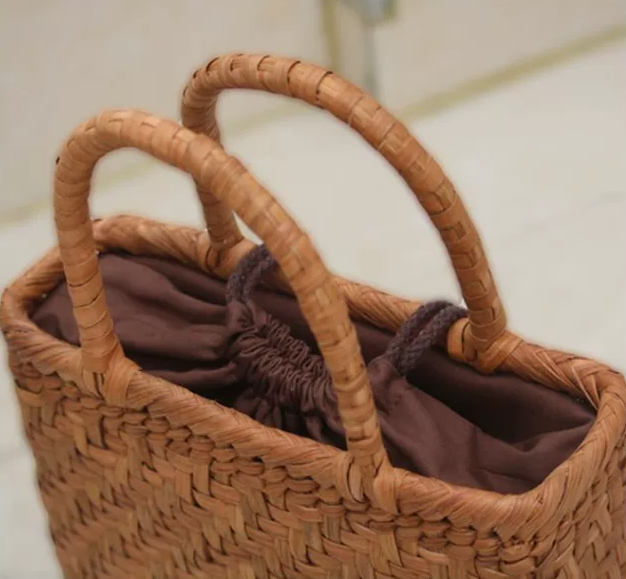 Handcrafted Wild Grapevine Straw Beach Tote  Vintage Woven Market Basket Bag with Drawstring Liner - Verdant Bind