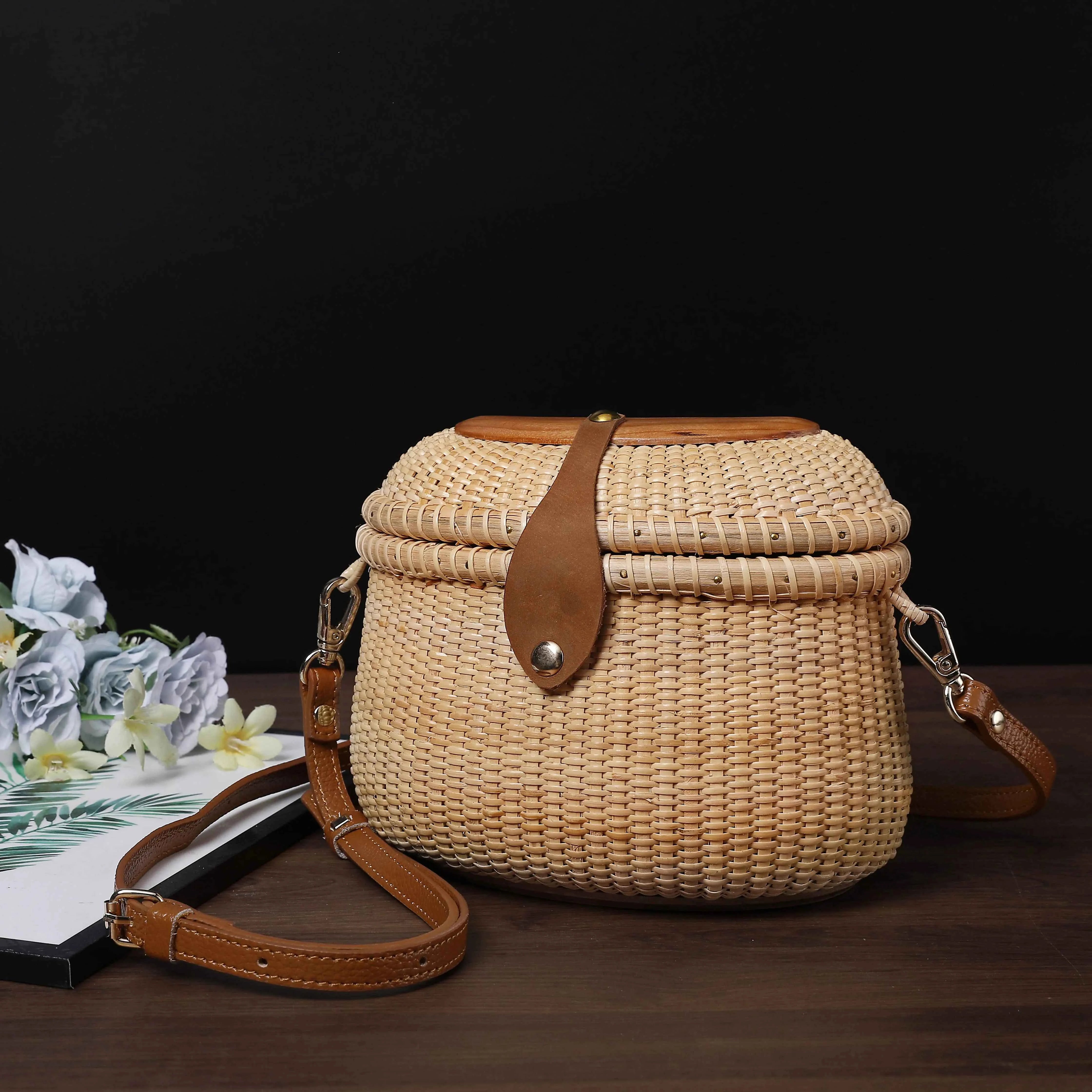 Handcrafted Top-Grain Leather Rattan Box Bag | Detachable Strap Crossbody