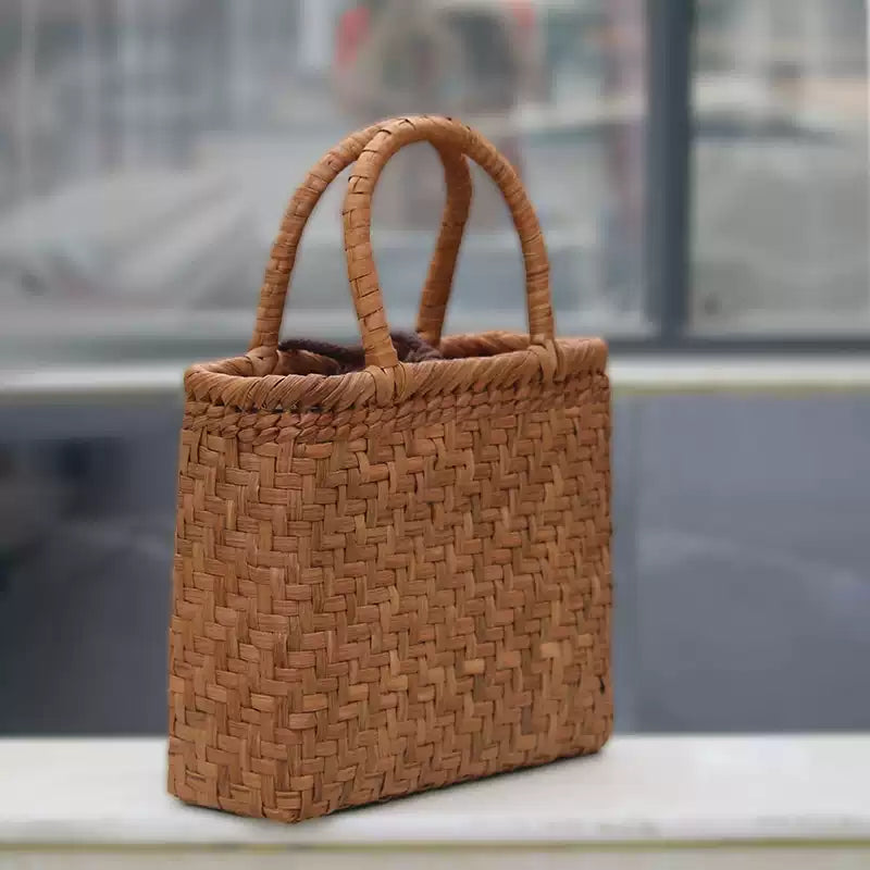 Handcrafted Wild Grapevine Straw Beach Tote  Vintage Woven Market Basket Bag with Drawstring Liner - Verdant Bind